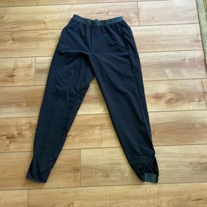 LULULEMON BLACK JOGGERS